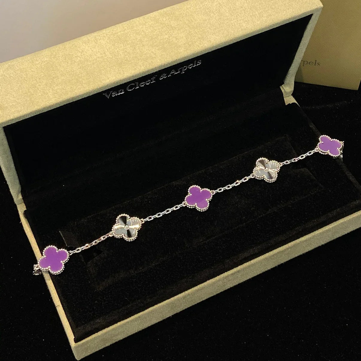 [Glow Jewelry] CLOVER 5 MOTIF VIOLET BRACELET COLLECTION