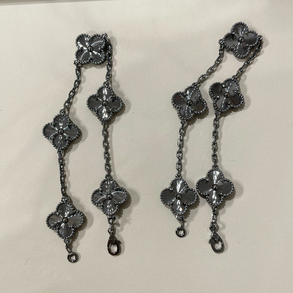 [Glow]New CLOVER 5 MOTIF BLACK BRACELET
