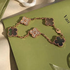 [Glow]New  CLOVER 5 MOTIF GRAY MOP BRACELET COLLECTION