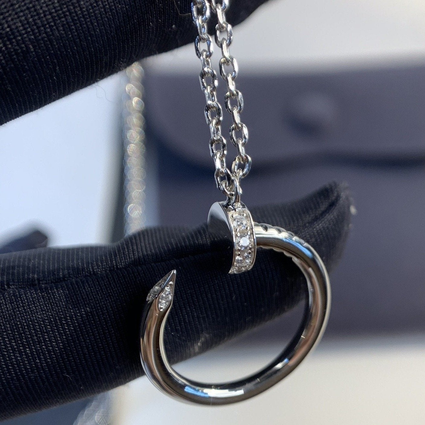 GlowJUSTE NECKLACE SILVER