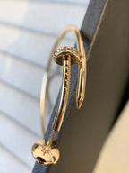 GlowJUSTE EARRINGS GOLD DIAMONDS 1.8MM