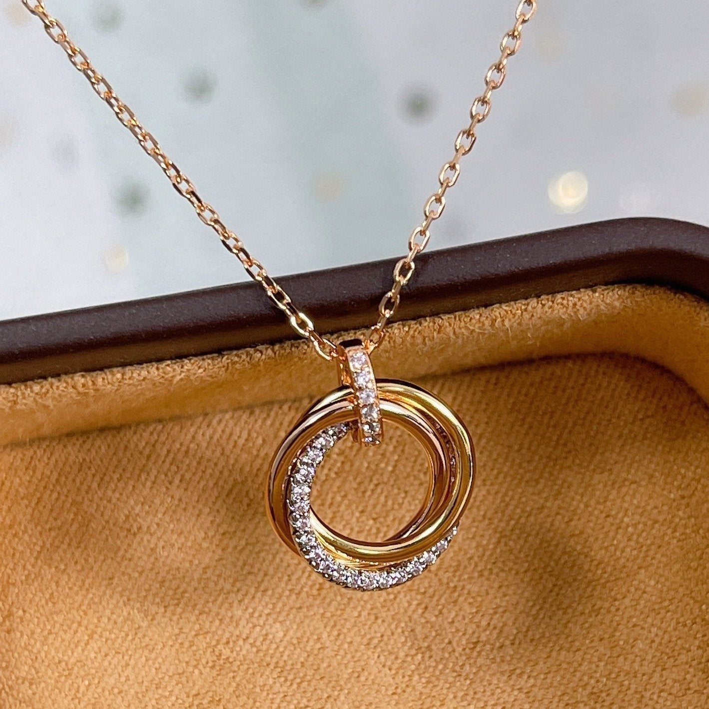 GlowTRINITY NECKLACE SILVER GOLD PINK GOLD DIAMONDS