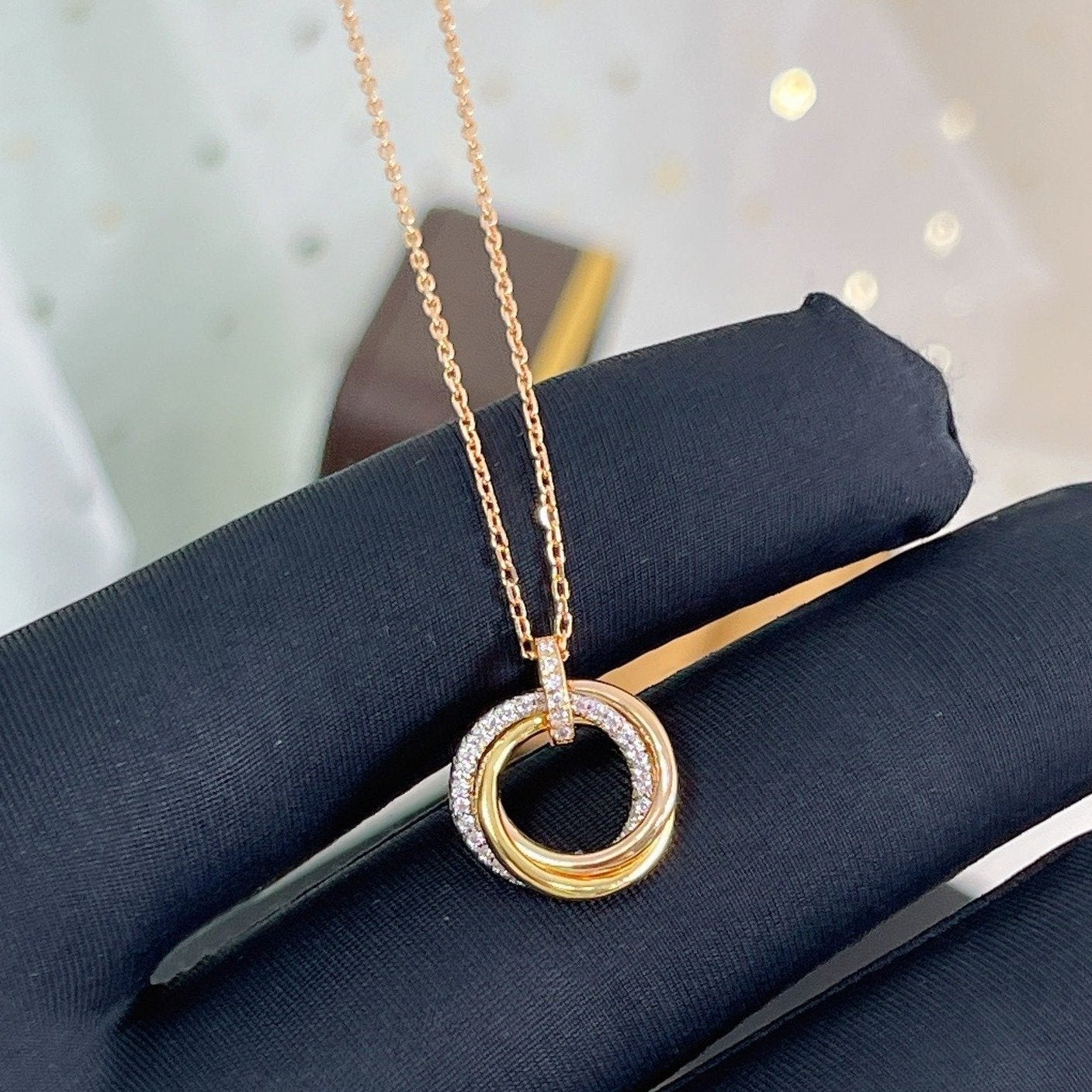 GlowTRINITY NECKLACE SILVER GOLD PINK GOLD DIAMONDS