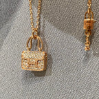GlowCONSTANCE PEDANT DIAMOND NECKLACE