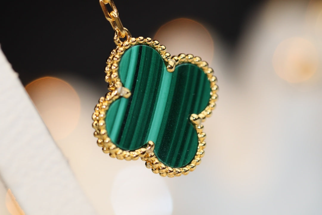 ¡®Glow¡¯CLOVER EARRINGS GOLD MALACHITE DIAMOND 3 MOTIF
