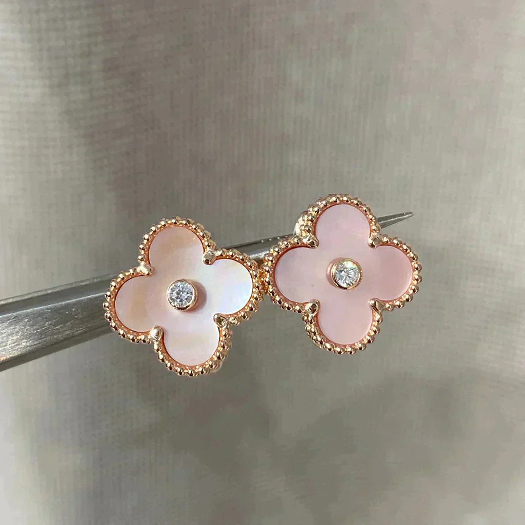 ¡®Glow¡¯CLOVER MEDIUM 1 MOTIFS  PINK MOP DIAMOND EARRINGS