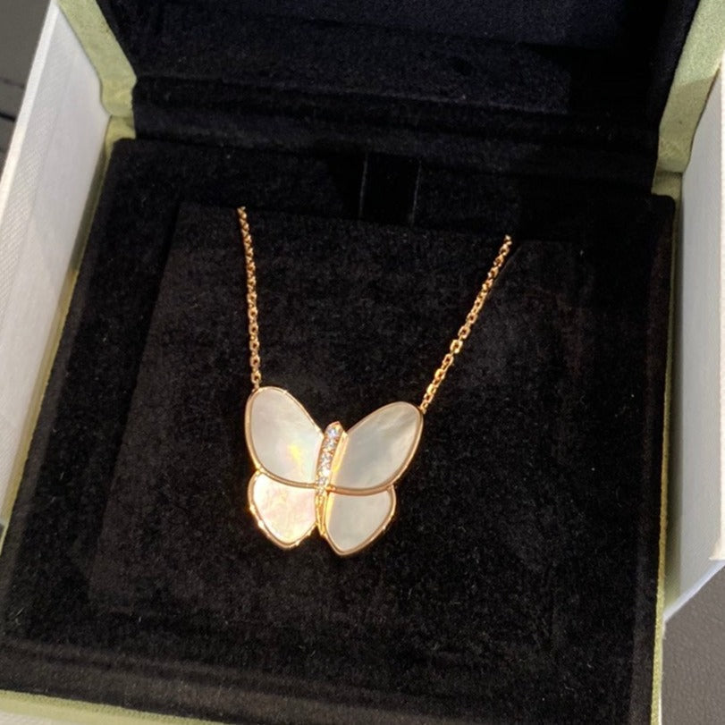 ¡®Glow¡¯BUTTERFLY GOLD MOP DIAMOND NECKLACE