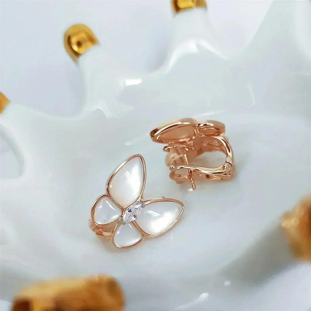 ¡®Glow¡¯BUTTERFLY MOP DIAMOND EARRINGS