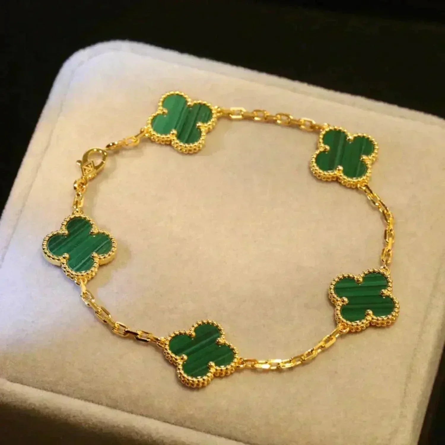 [Glow Jewelry] CLOVER 5 MOTIF MALACHITE BRACELET COLLECTION