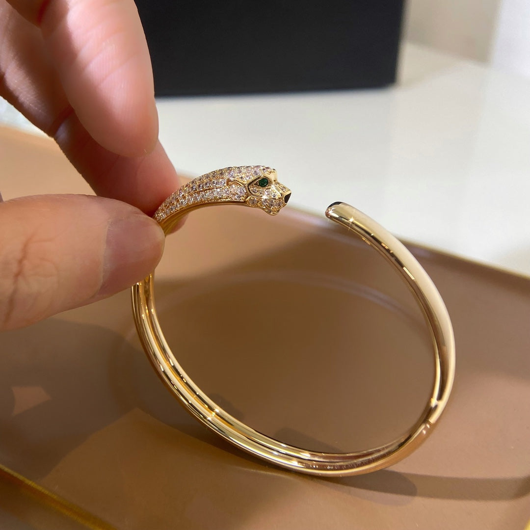 GlowPANTHERE GOLD DIAMOND OPEN BRACELET