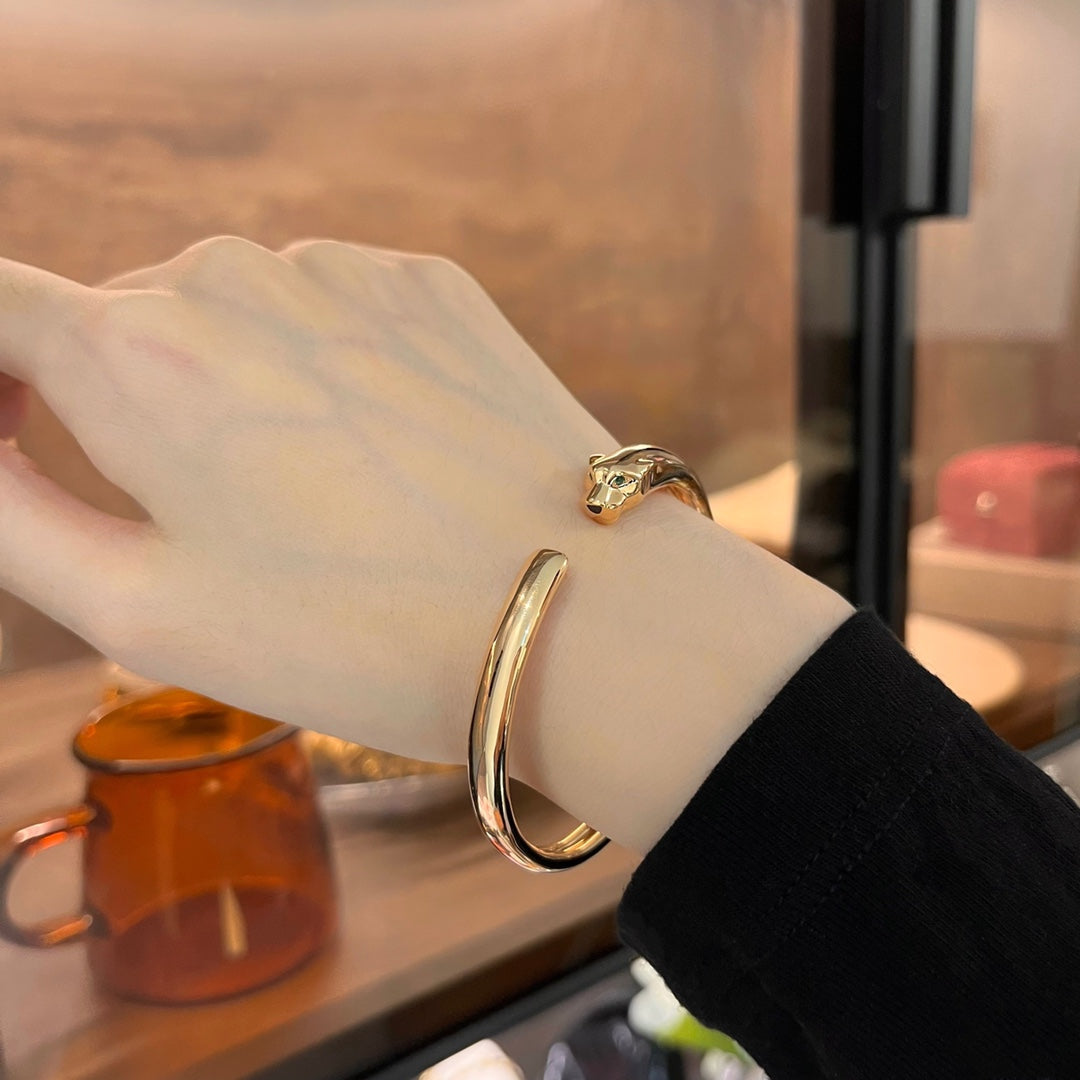 GlowPANTHERE GOLD OPEN BRACELET
