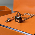 GlowCONSTANCE BLACK PEDANT PINK GOLD NECKLACE