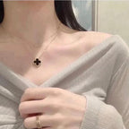¡®Glow¡¯CLOVER 15MM BLACK ONYX SINGLE FLOWER NECKLACE