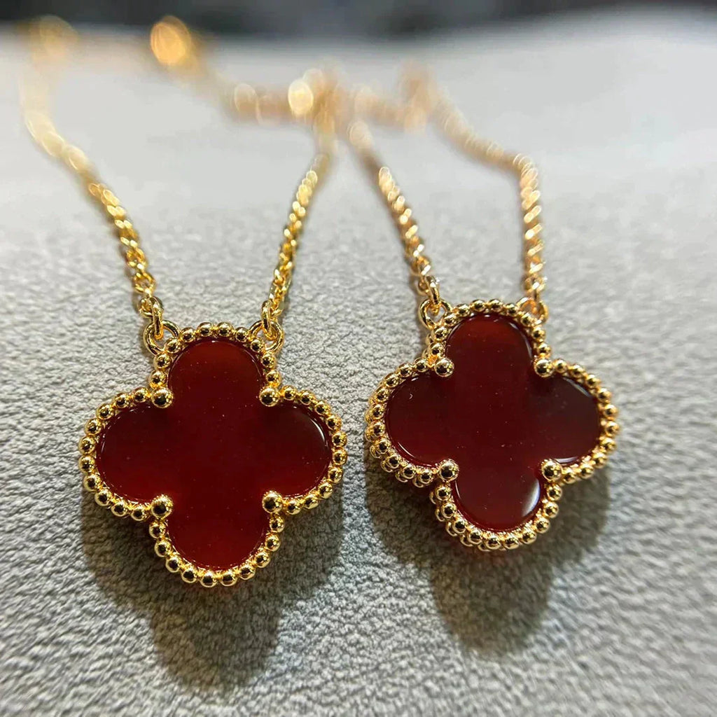 ¡®Glow¡¯CLOVER 15MM CARNELIAN SINGLE FLOWER NECKLACE