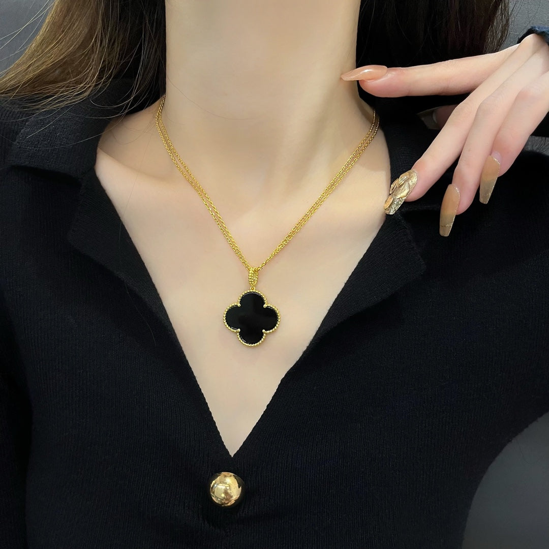 ¡®Glow¡¯CLOVER 25MM NECKLACE GOLD ONYX