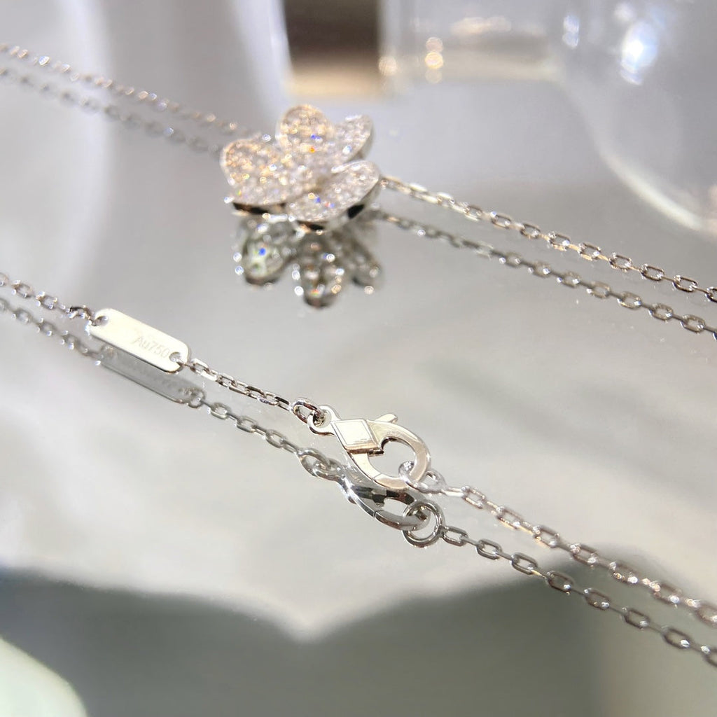 ¡®Glow¡¯FLOWER DIAMOND NECKLACE