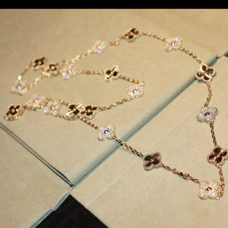 ¡®Glow¡¯CLOVER 20 MOTIFS LASER DIAMOND NECKLACE