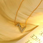 GlowVOLT SILVER DIAMOND PEDANT NECKLACE