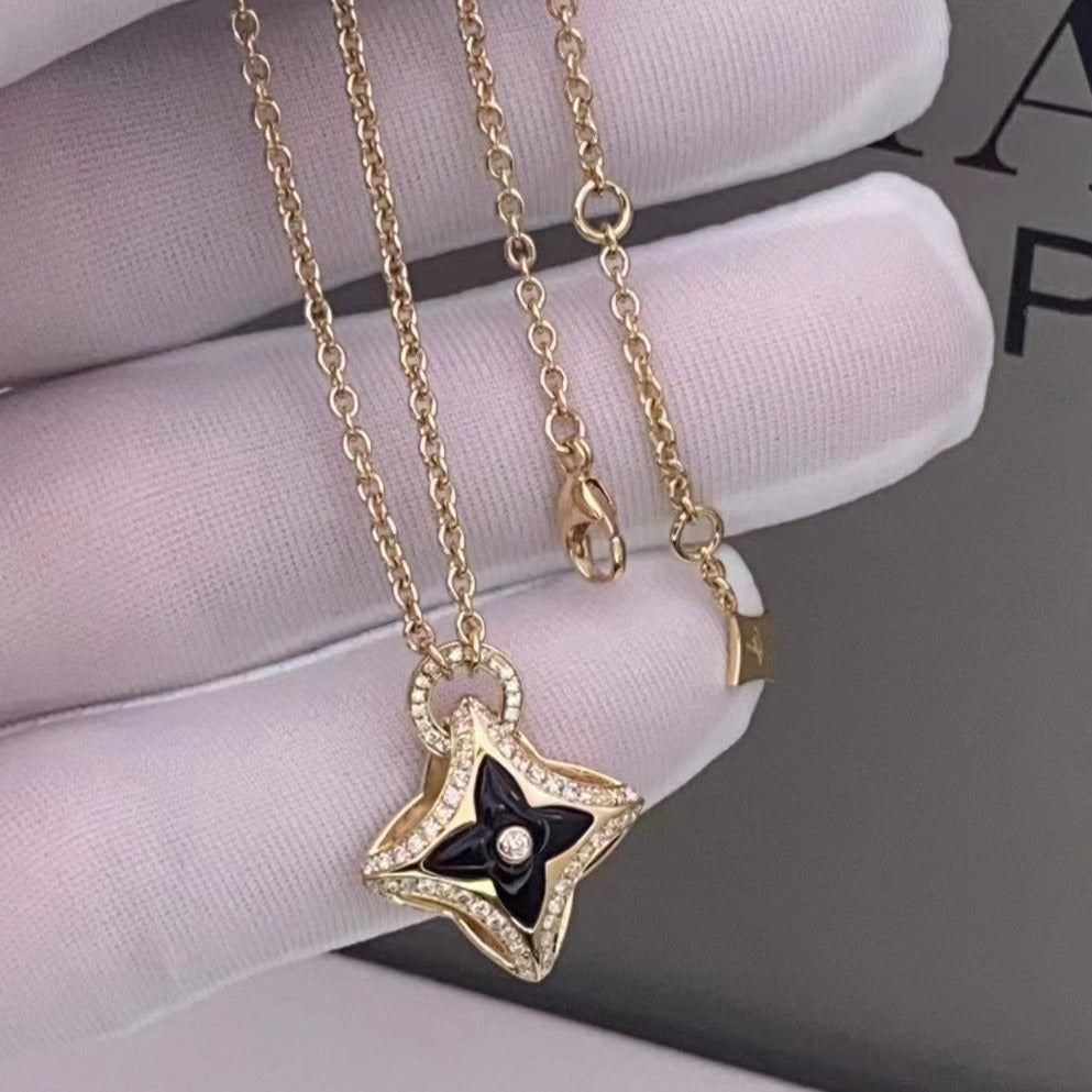 GlowSTAR PEDANT PINK GOLD DIAMOND NECKLACE