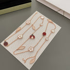 ¡®Glow¡¯LUCKY SPRING 15 MOTIFS ROSE GOLD NECKLACE