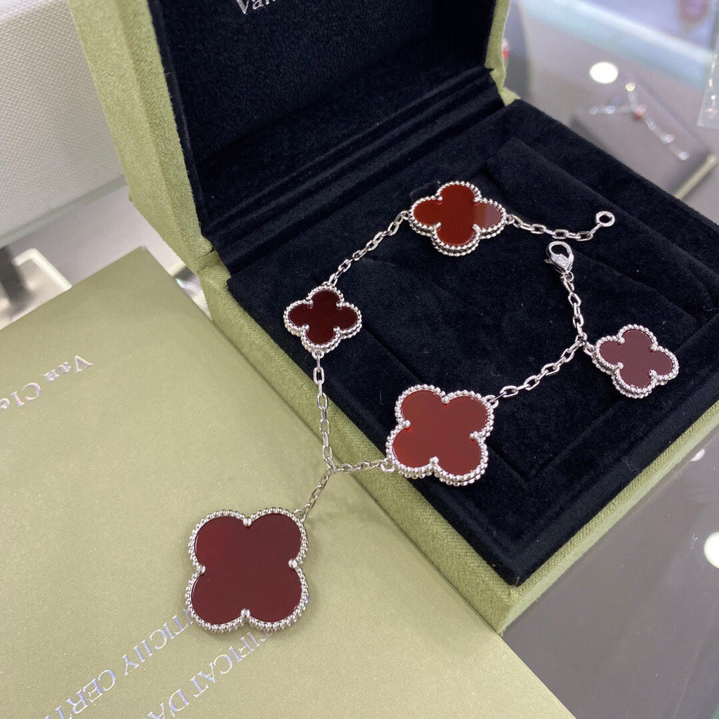 ¡®Glow¡¯CLOVER 5 MOTIFS SIVLER CARNELIAN BRACELET