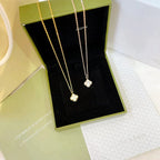 ¡®Glow¡¯CLOVER MINI 9.5MM WHITE MOTHER-OF-PEARL NECKLACE