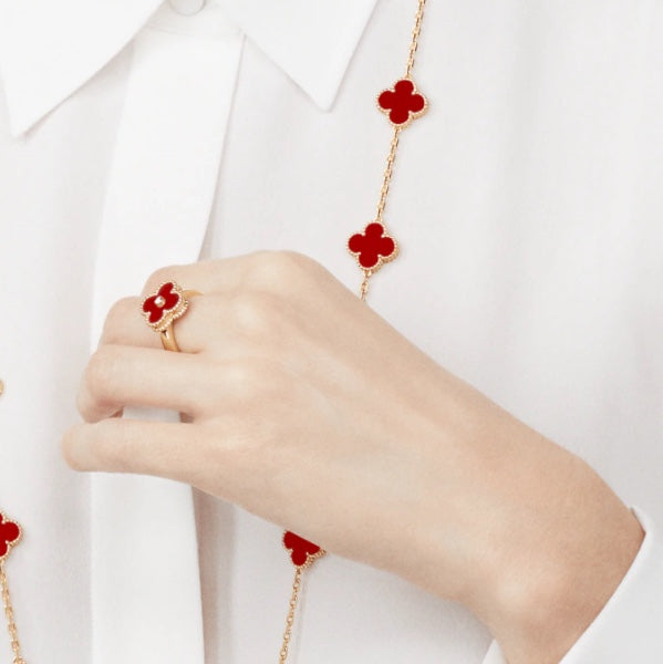 ¡®Glow¡¯CLOVER CARNELIAN RING ROSE GOLD DIAMOND