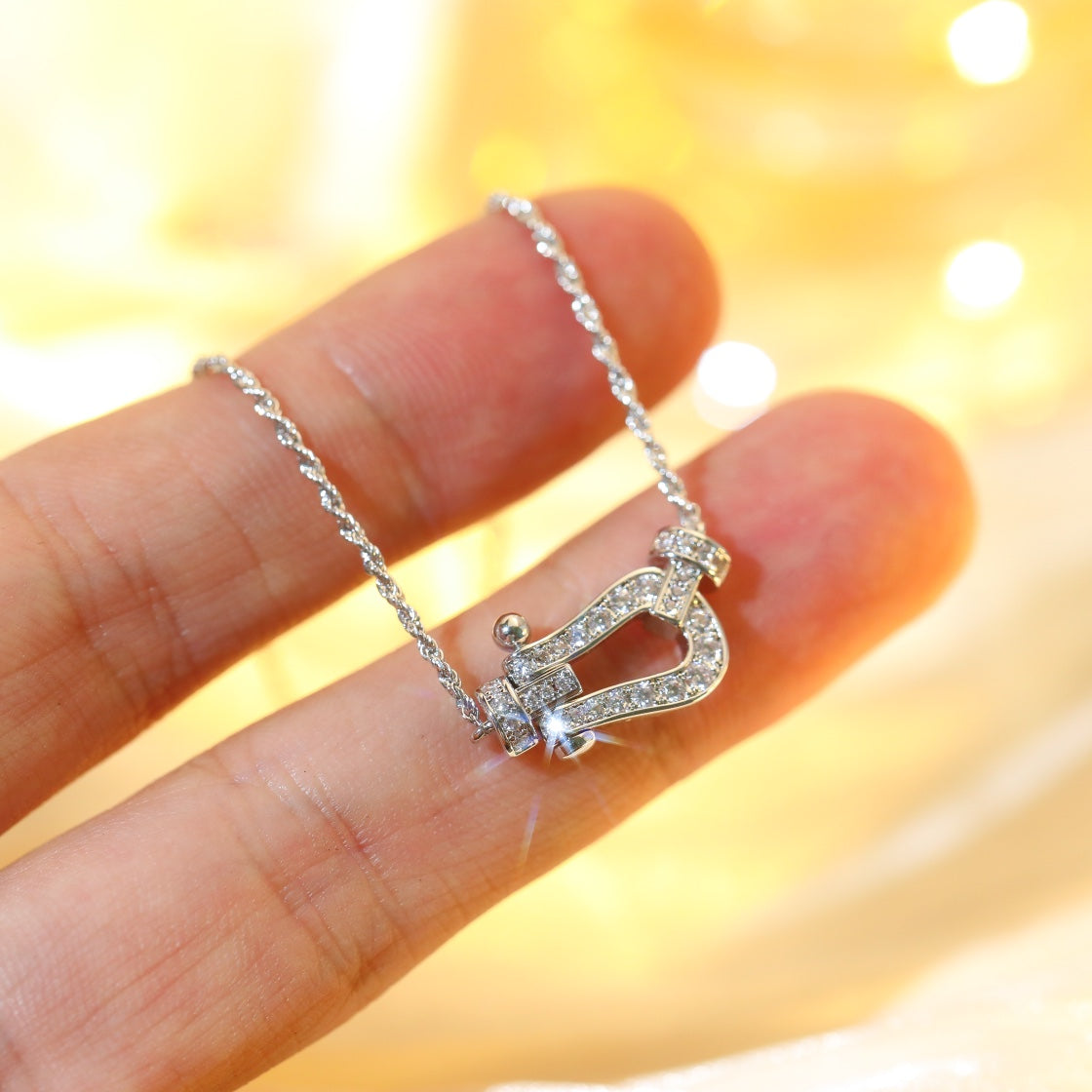 GlowFORCE 10 DIAMOND SILVER NECKLACE MINI MODEL
