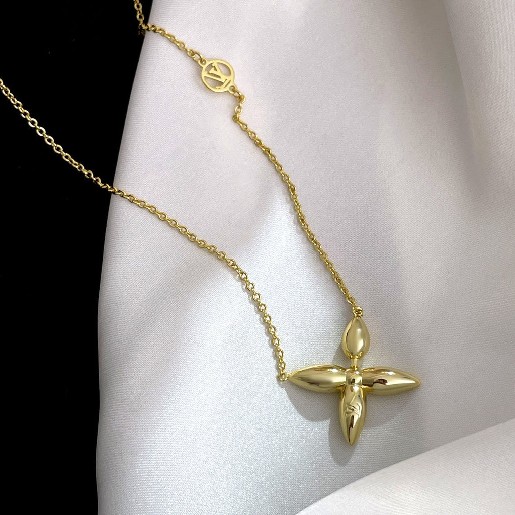 GlowLOUISETTE GOLD NECKLACE