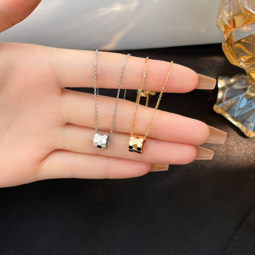 GlowBEE MINI NECKLACE