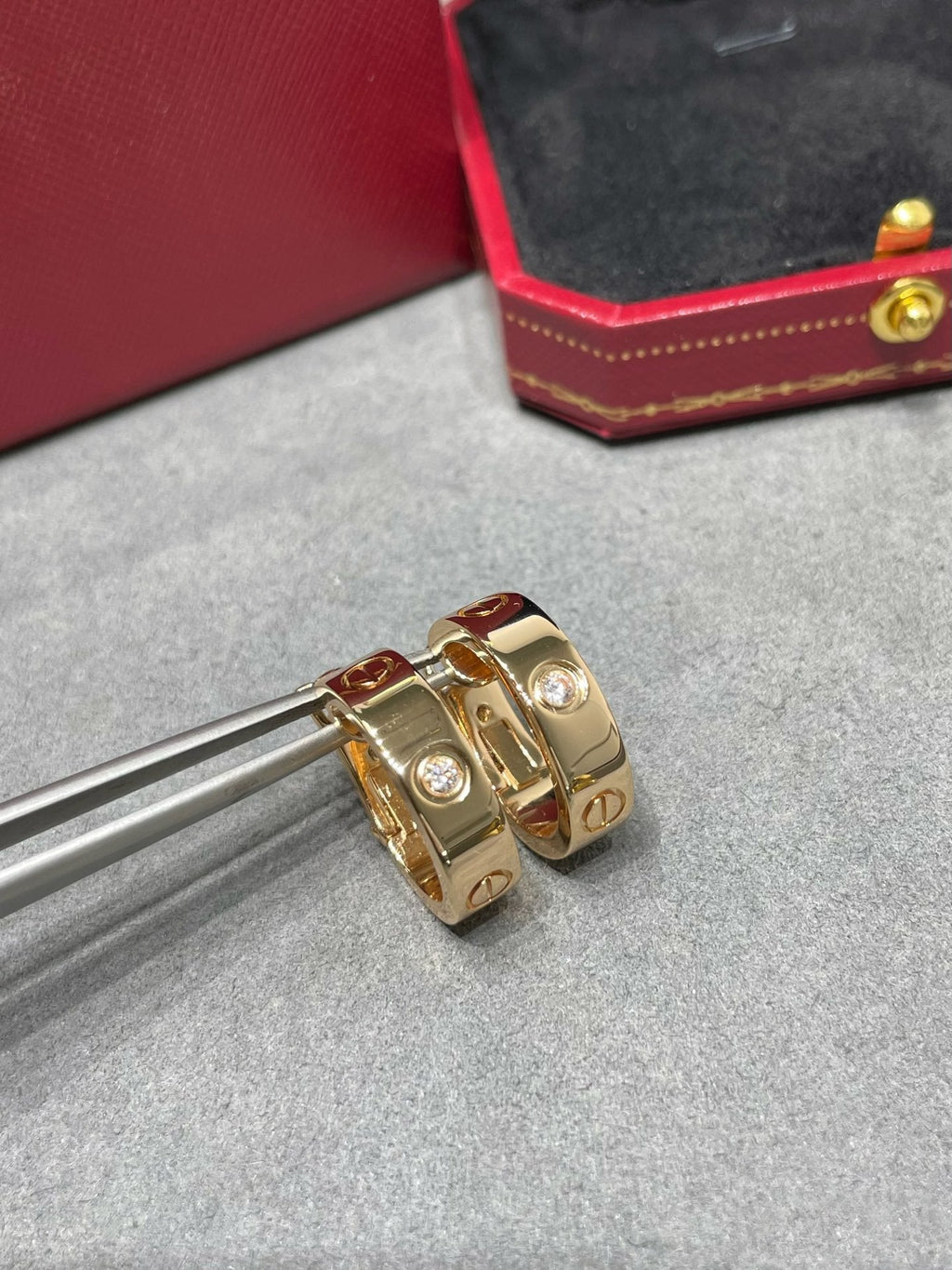GlowLOVE 5.5MM 1 DIAMOND EARRINGS