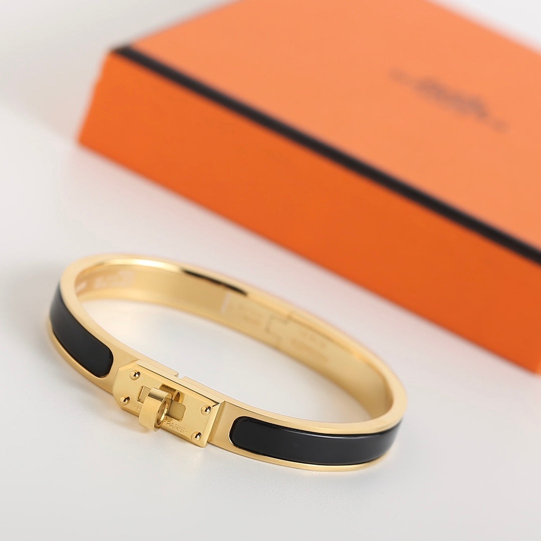 GlowHM KELLY BLACK BRACELET