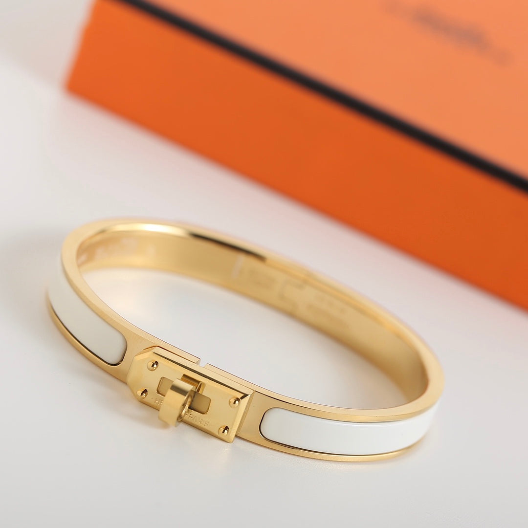 GlowHM KELLY WHITE BRACELET