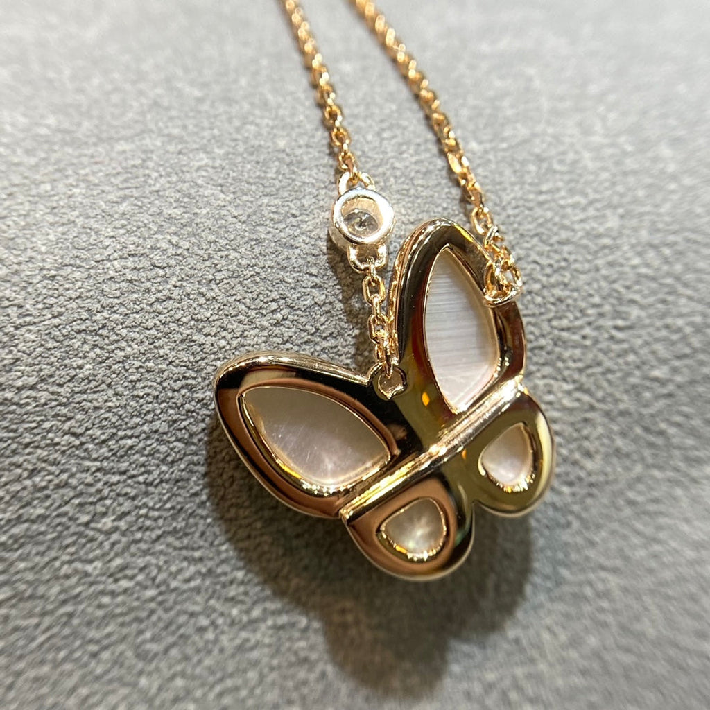 ¡®Glow¡¯BUTTERFLY MOP DIAMOND NECKLACE