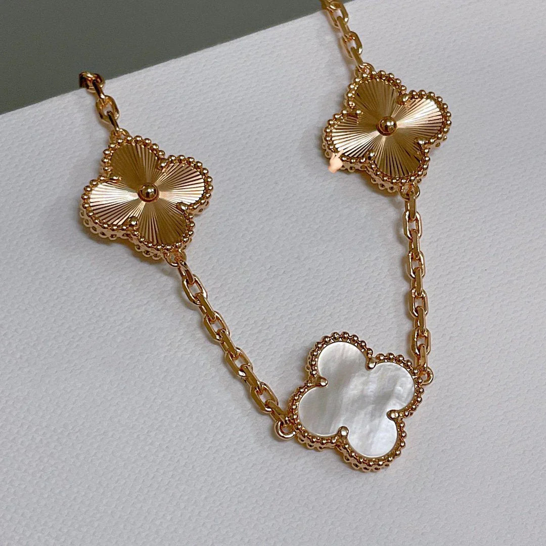 [Glow]New CLOVER WHITE PEARL MOP 5 MOTIF BRACELET COLLECTION