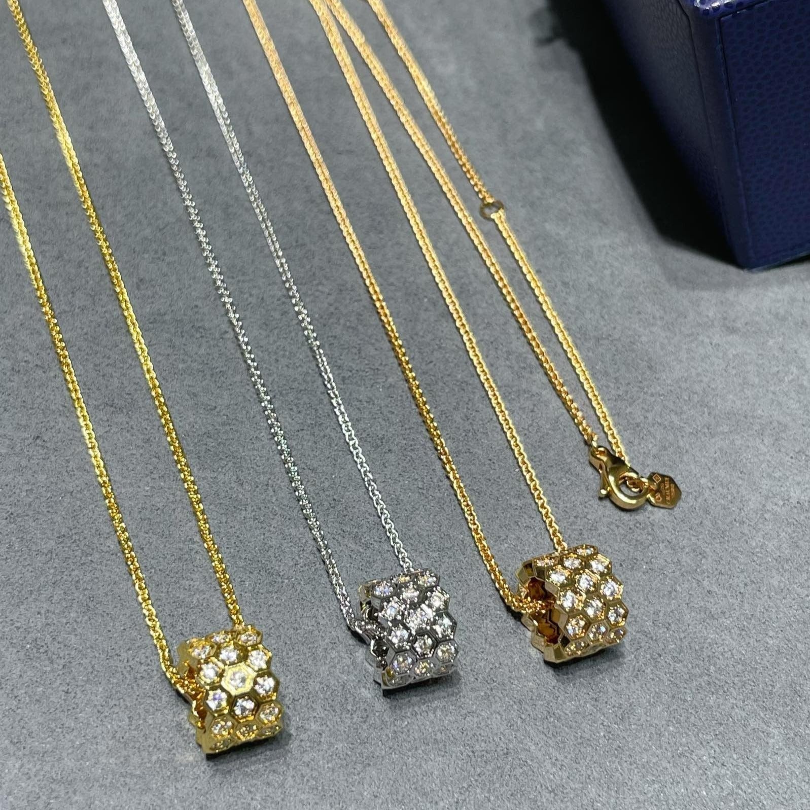 GlowBEE LOVE DIAMOND PAVED 3 ROW NECKLACE