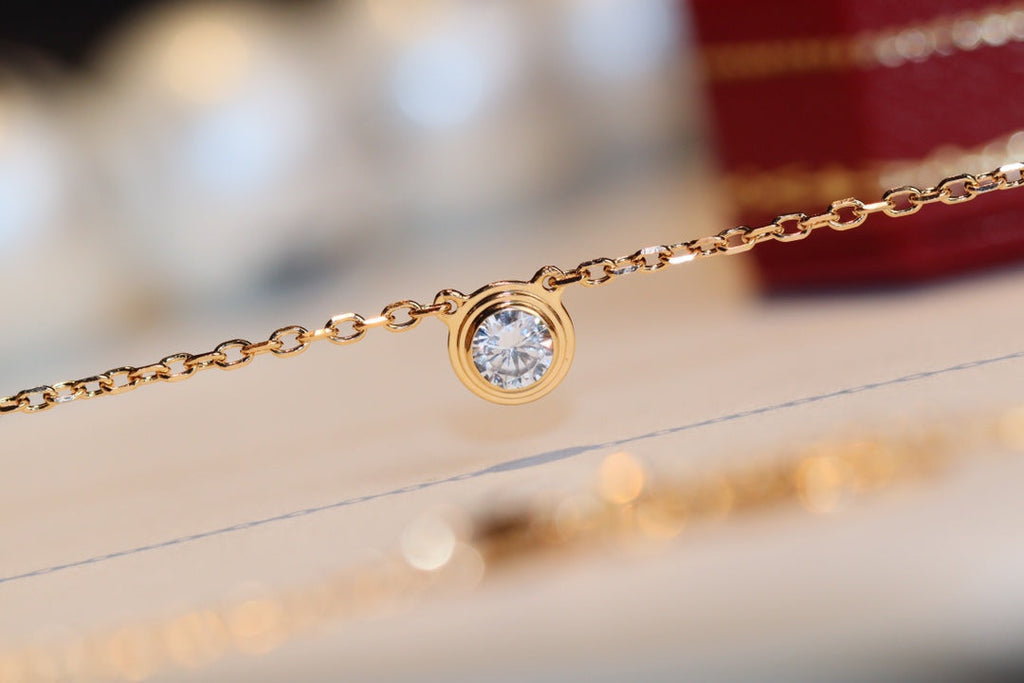 GlowDAMOUR DIAMOND NECKLACE