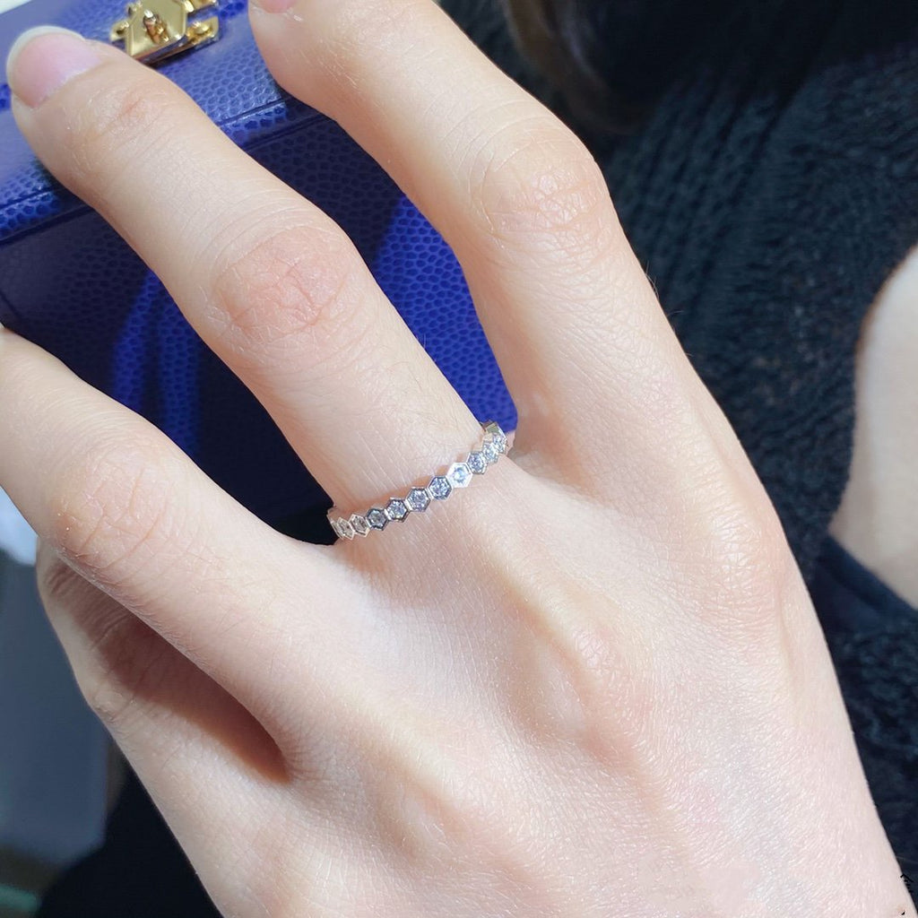 GlowBEE LOVE DIAMOND PAVED SMALL RING