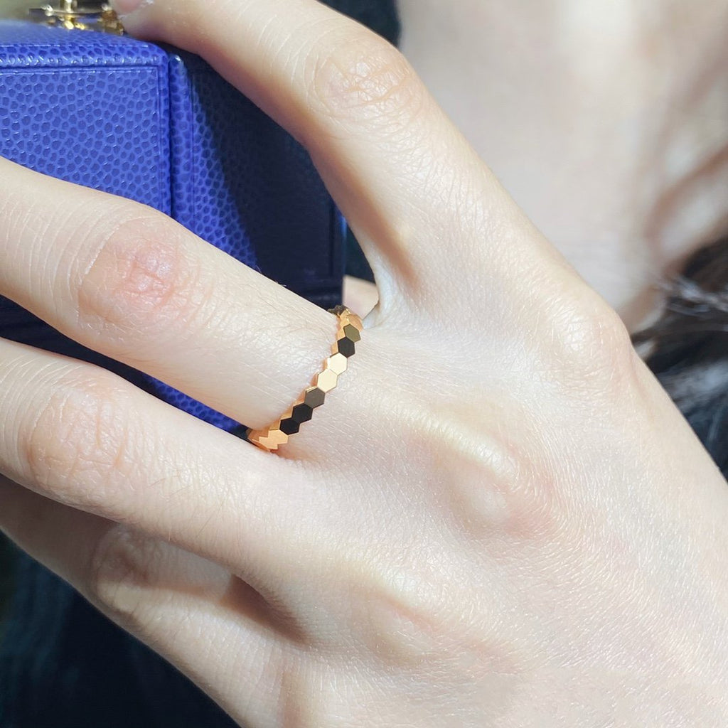 GlowBEE LOVE SMALL RING