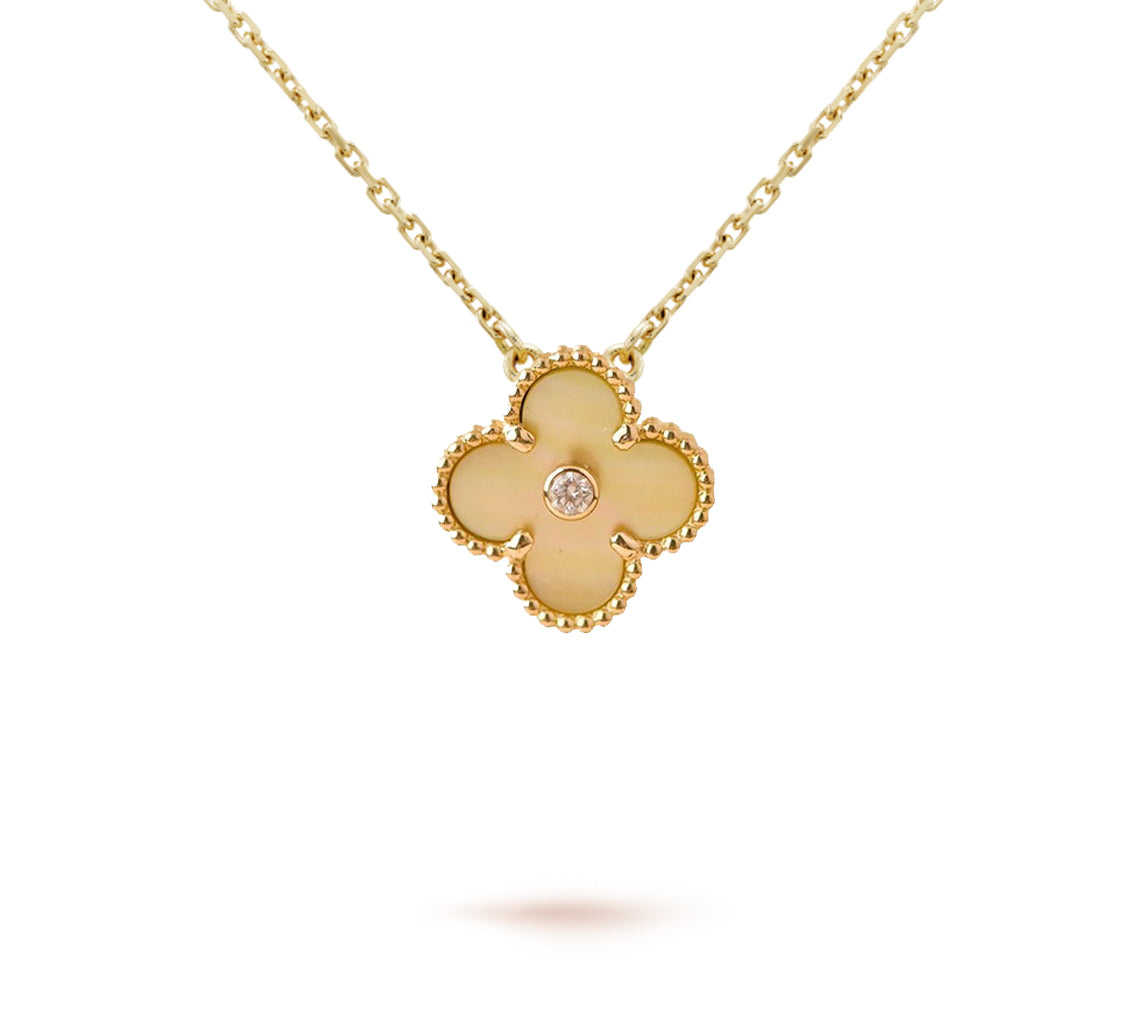 GlowCHRISTMAS LIMITED EDITION NECKLACE COLLECTION