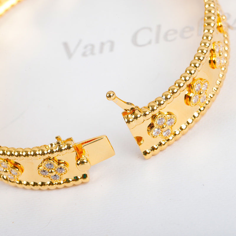 ¡®Glow¡¯CLOVER BRACELET 8MM DIAMONDS