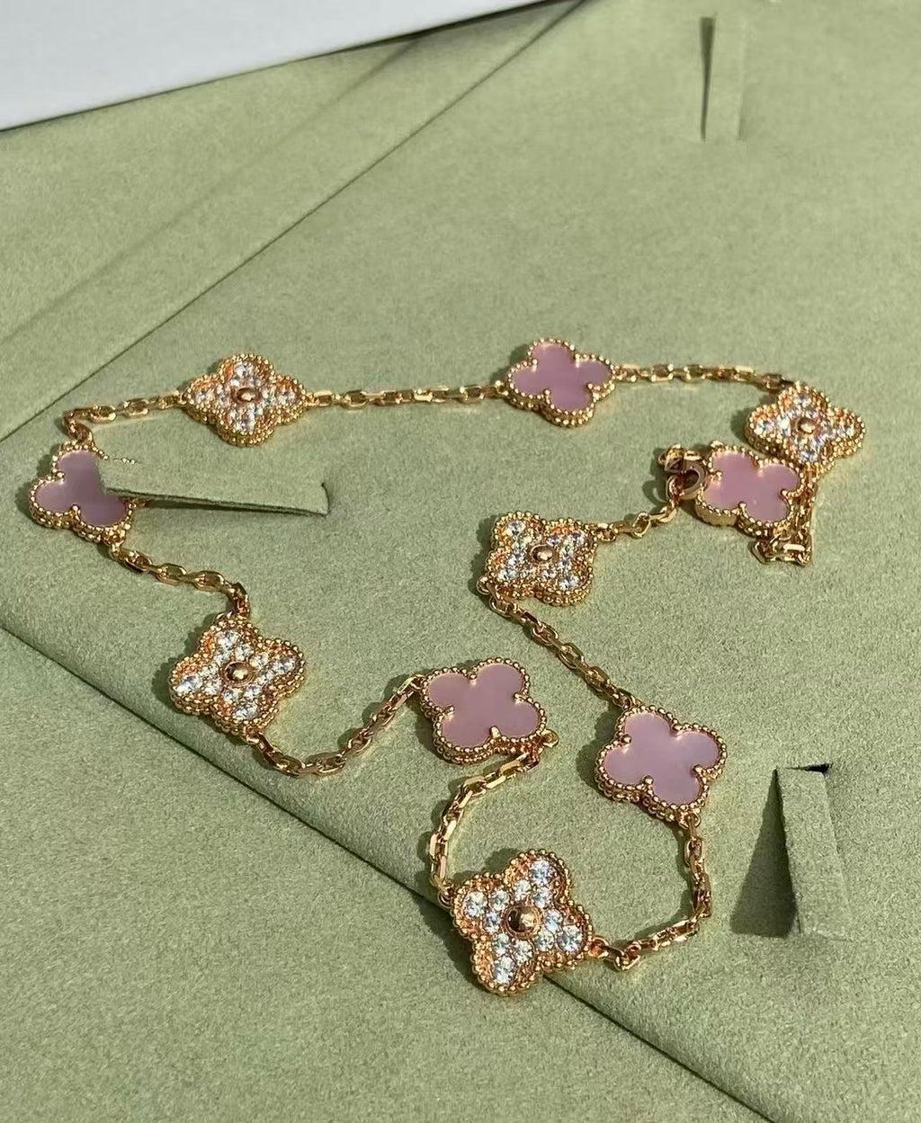 ¡®Glow¡¯CLOVER 10 MOTIFS TIGER EYE NECKLACE pink