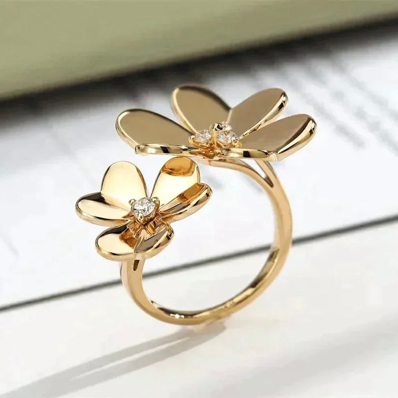 ¡®Glow¡¯CLOVER COMOS GOLD DIAMOND RING