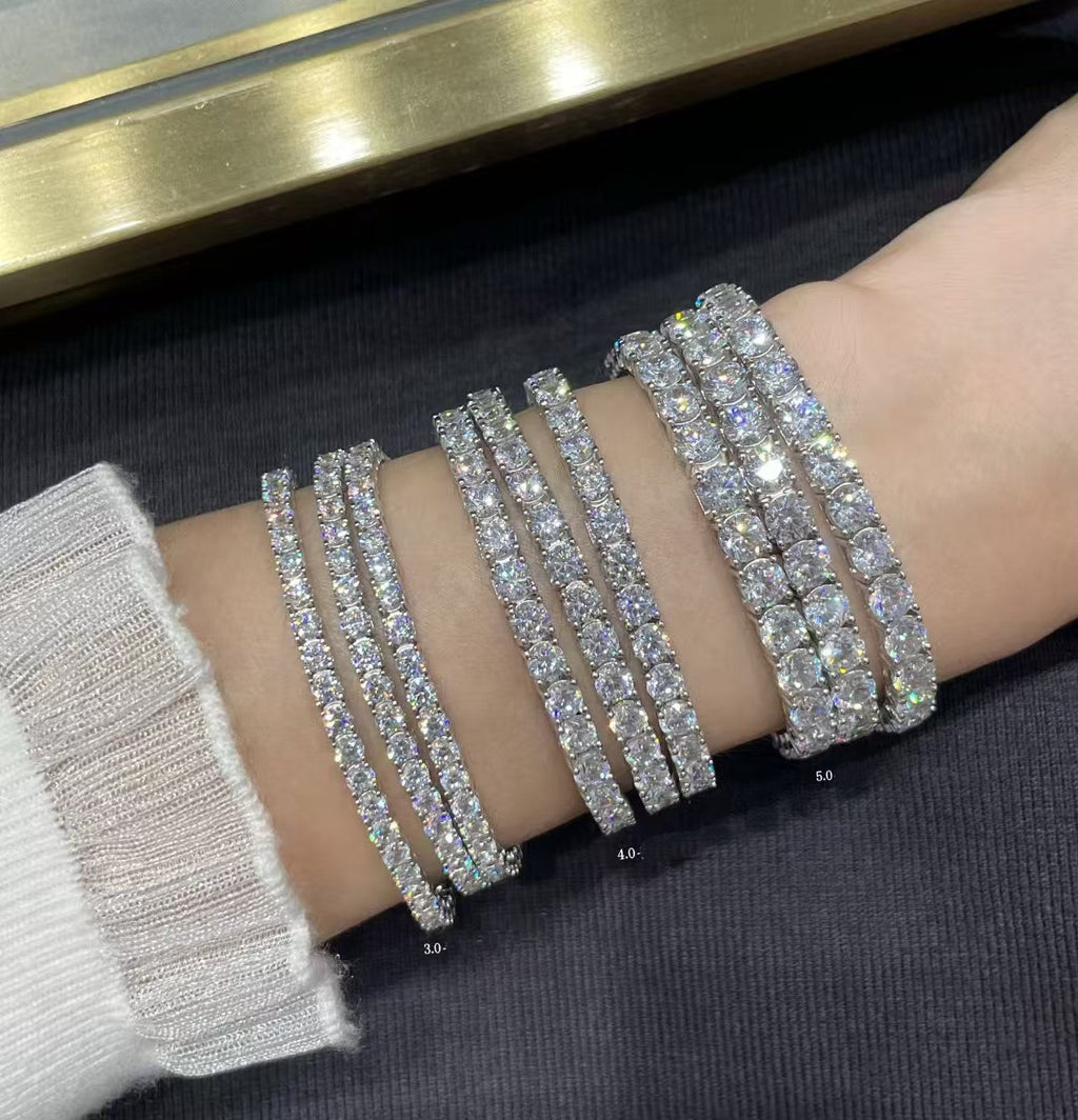 [Glow]TENNIS BRACELET WITH FULL DIAMOND SETTING