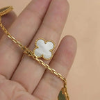 ¡®Glow¡¯LUCKY SPRING 5 MOTIF GOLD BRACELET