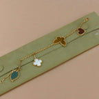 ¡®Glow¡¯LUCKY SPRING 5 MOTIF GOLD BRACELET