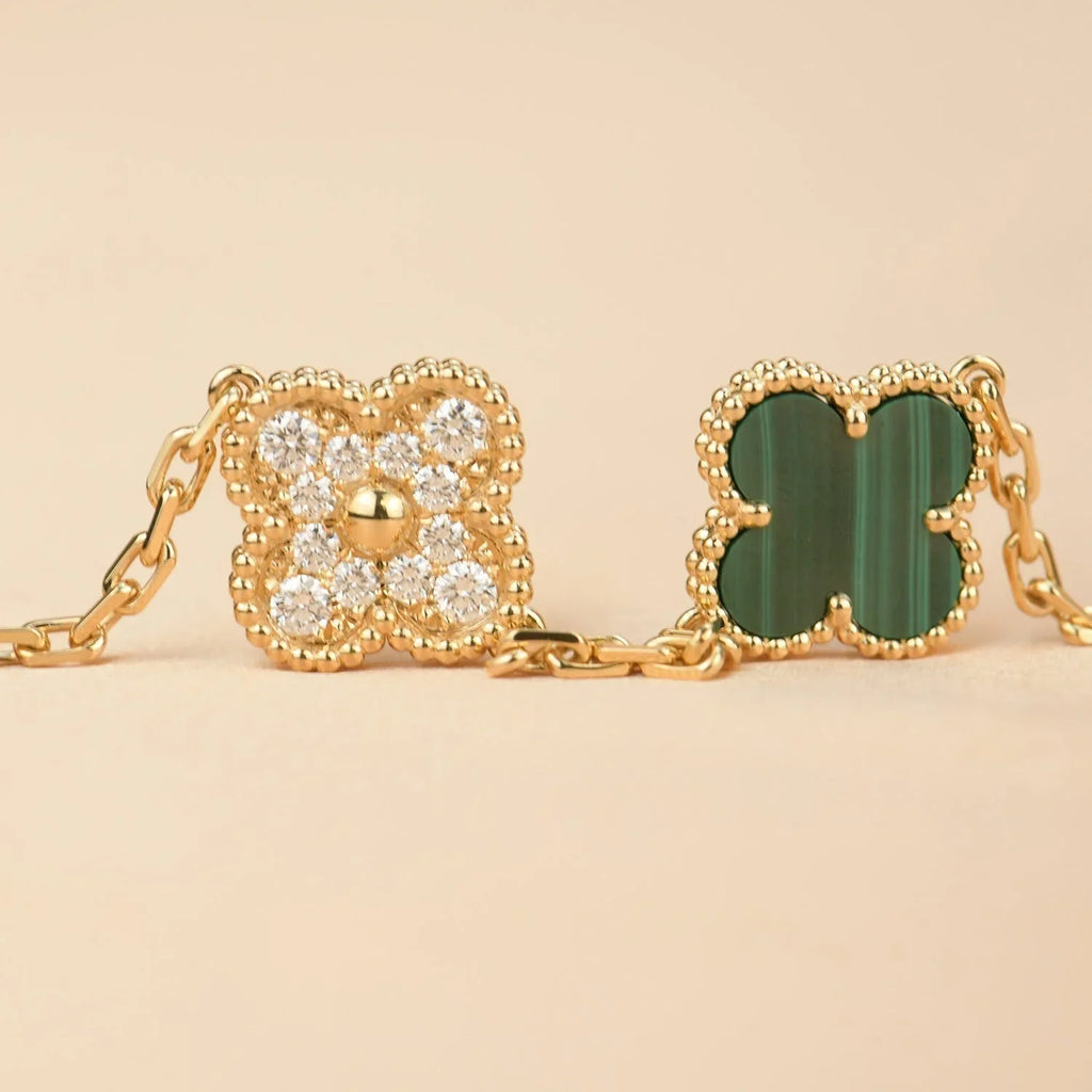 [Glow Jewelry] CLOVER 5 MOTIF MALACHITE BRACELET COLLECTION
