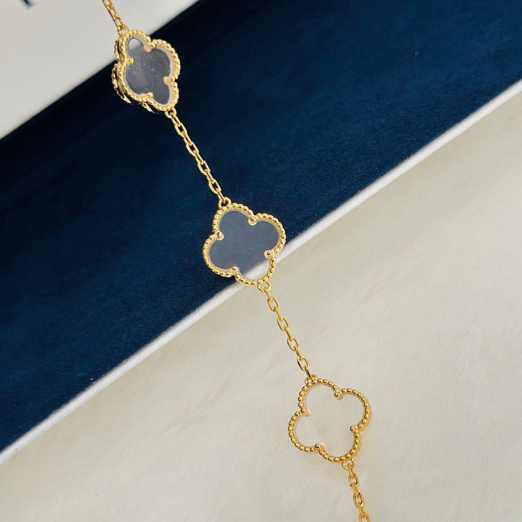 [Glow]New CLOVER 5 MOTIF ROCK CRYSTAL BRACELET
