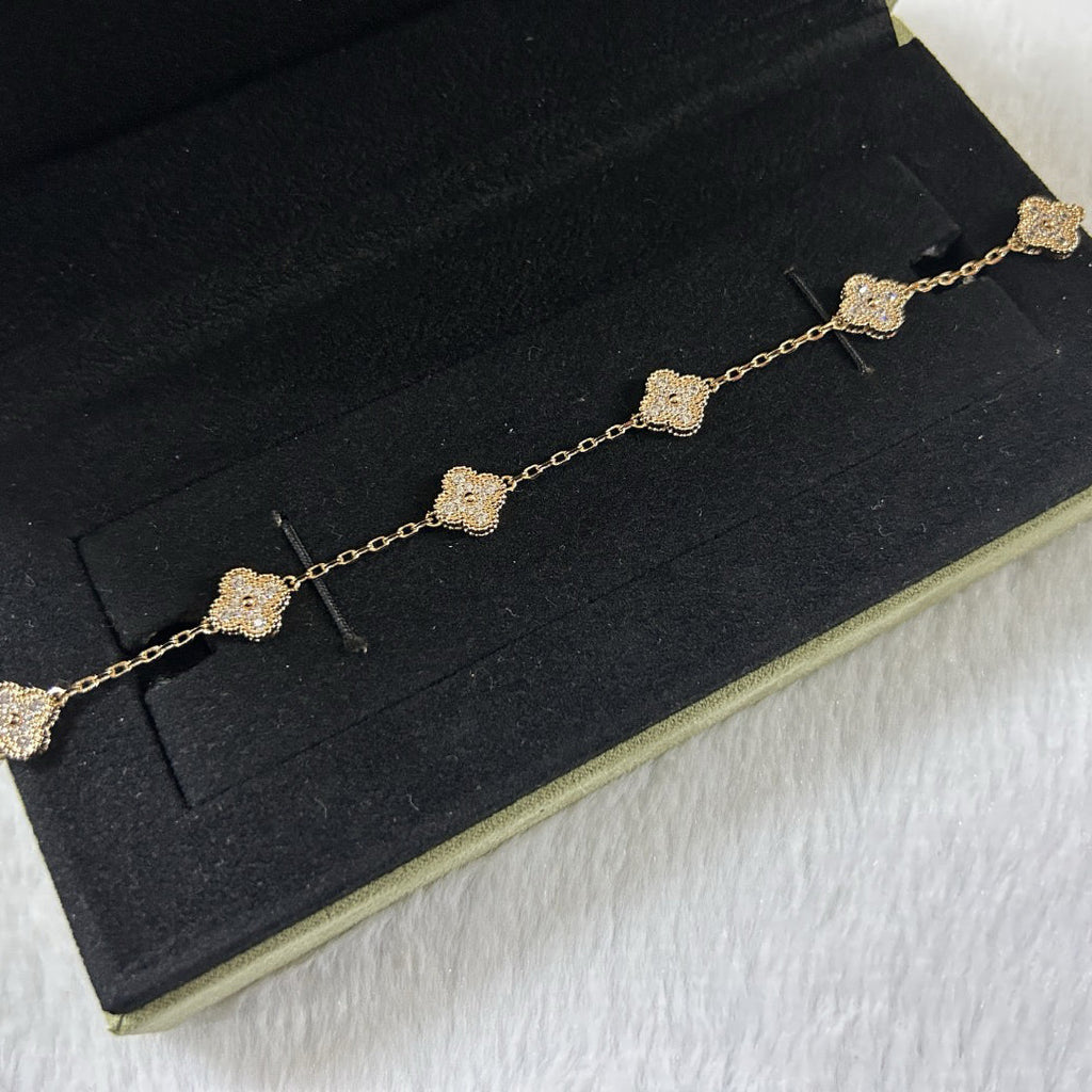 [Glow Jewelry]CLOVER 6 MOTIF DIAMOND BRACELET
