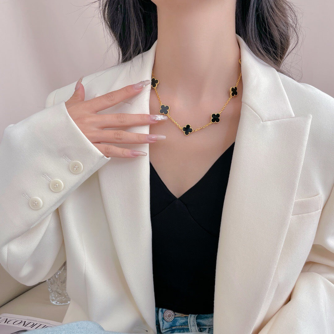 ¡®Glow¡¯CLOVER 10 MOTIFS ONYX NECKLACE